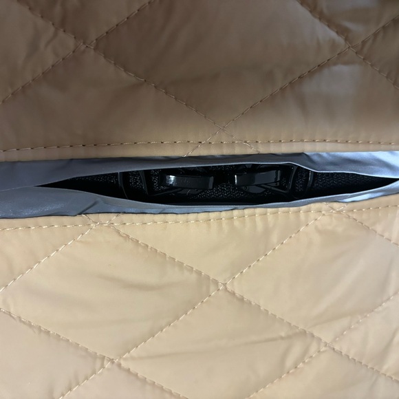 THINK! Reversible Dog Pet Coat Quilted Hook & Loop closure Green Tan NWOT - Picture 8 of 15